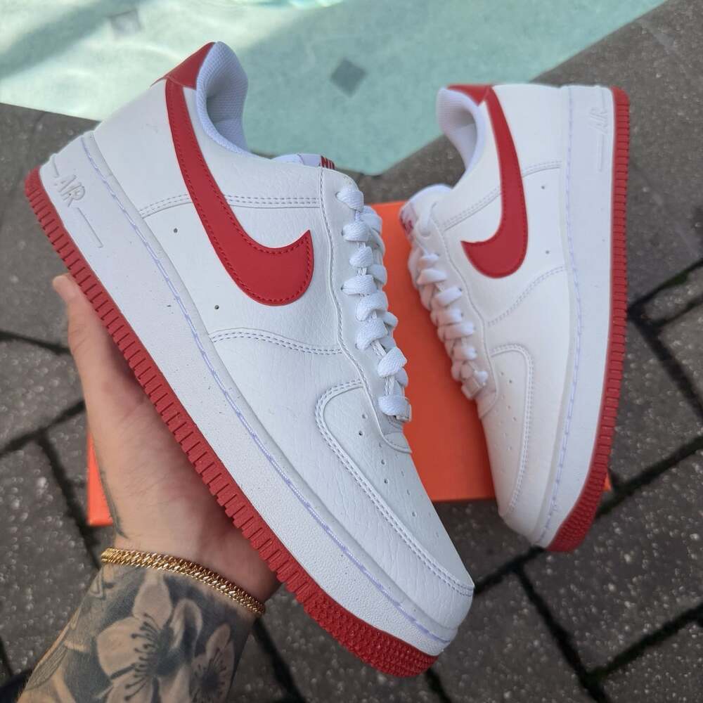 WOMENS AIR FORCE 1 07 SE NEXT NATURE WHITE GYM RED DV3808-105 SIZE 10 WOMEN